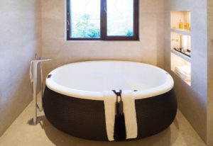 Baignoire ronde moderne