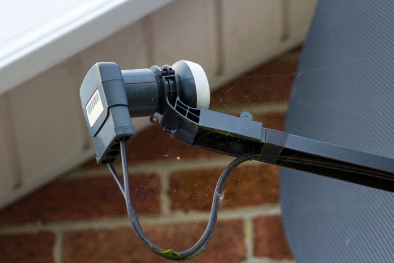 Parabole plate - parabole discrète